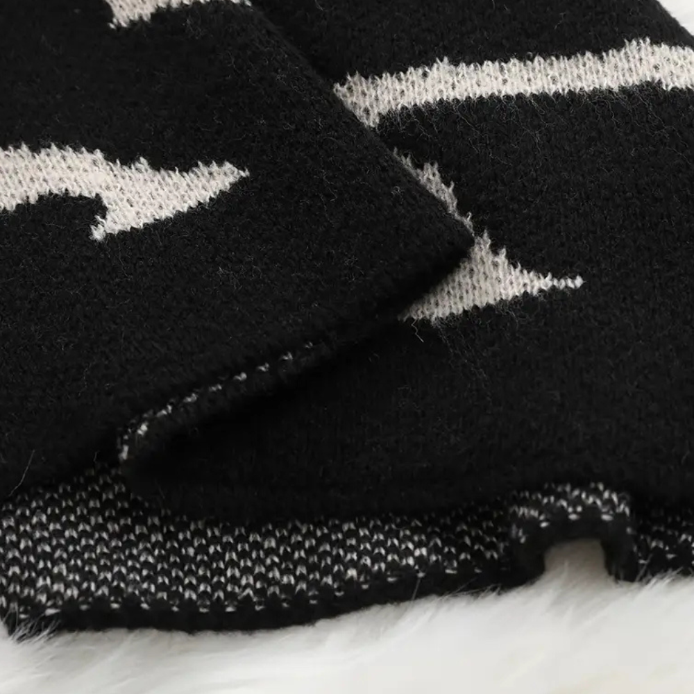 Anouk - Luxe Capejas - Zachte Textuur voor Gemak - Voor Dames - Winteroutfit